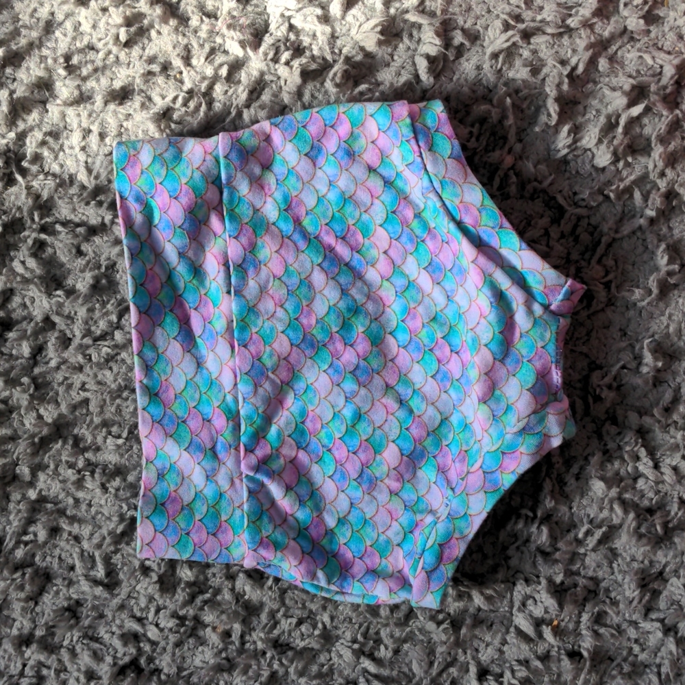 Mermaid scale bummies